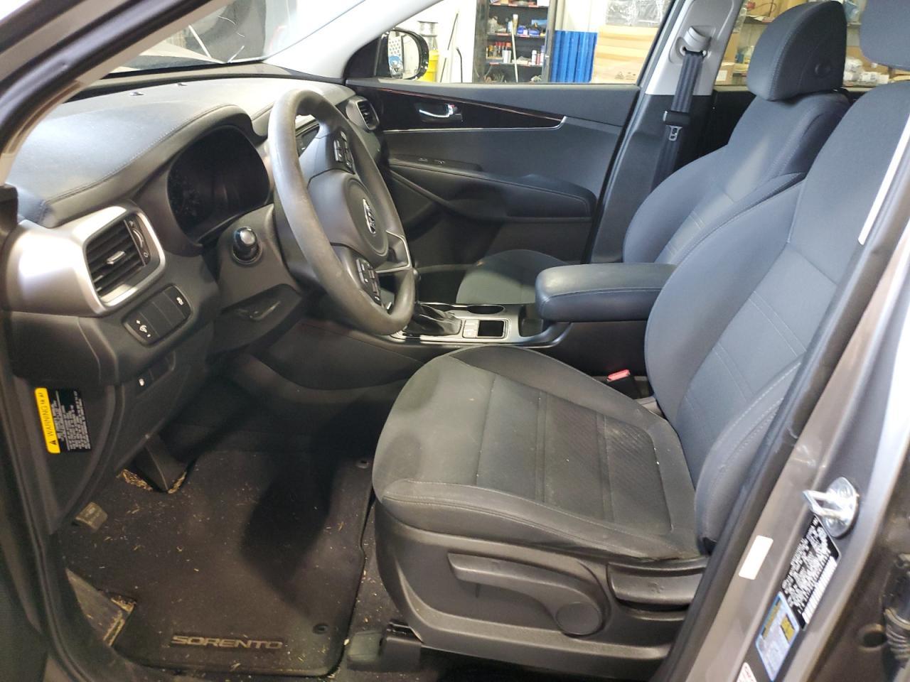 2017 KIA SORENTO LX - Фото 7