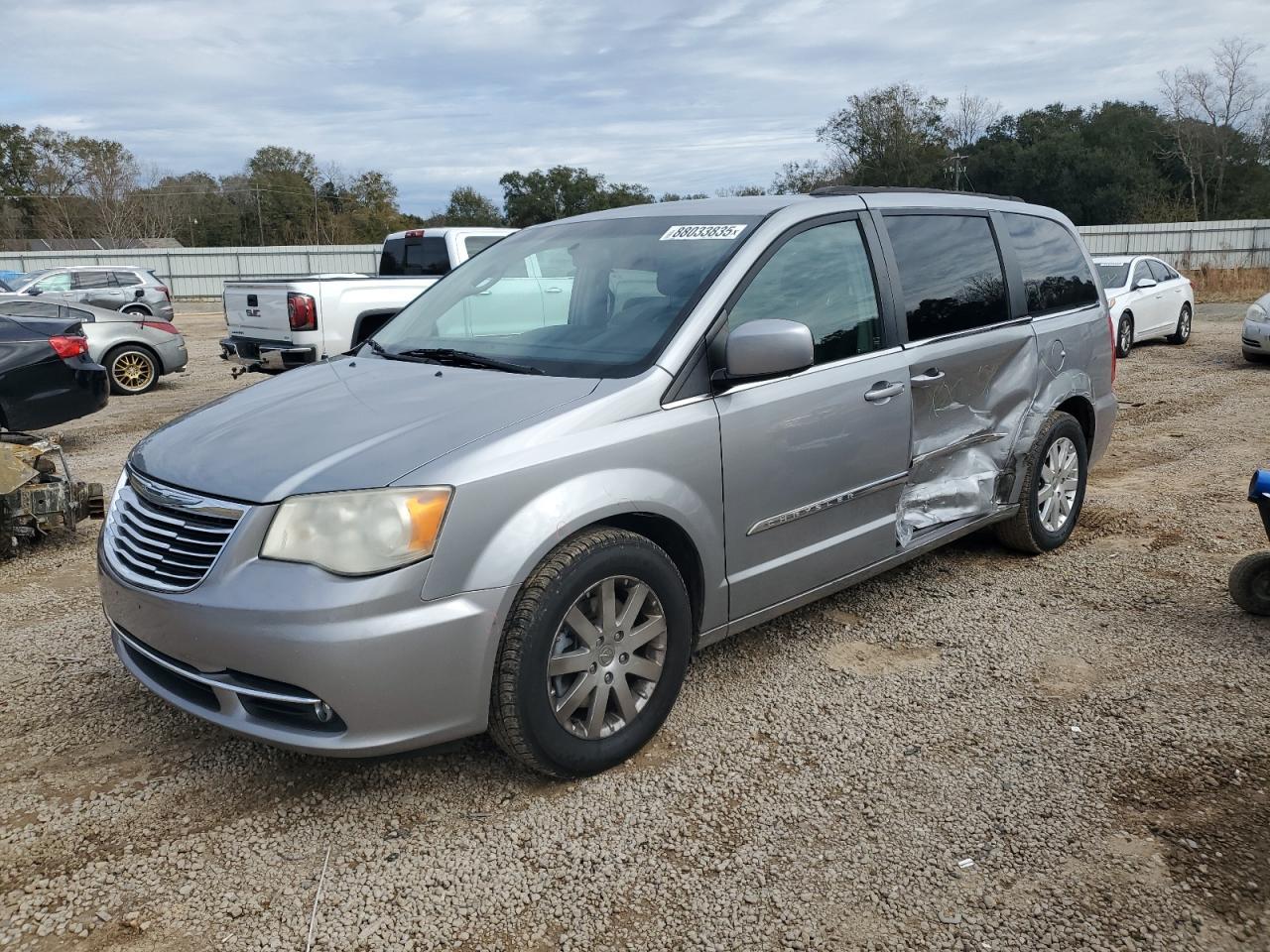 2014 CHRYSLER TOWN & COU