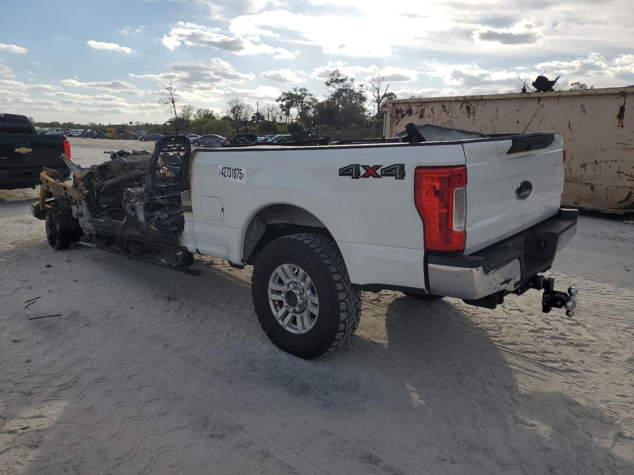 2017 FORD F250 SUPER - Image 2