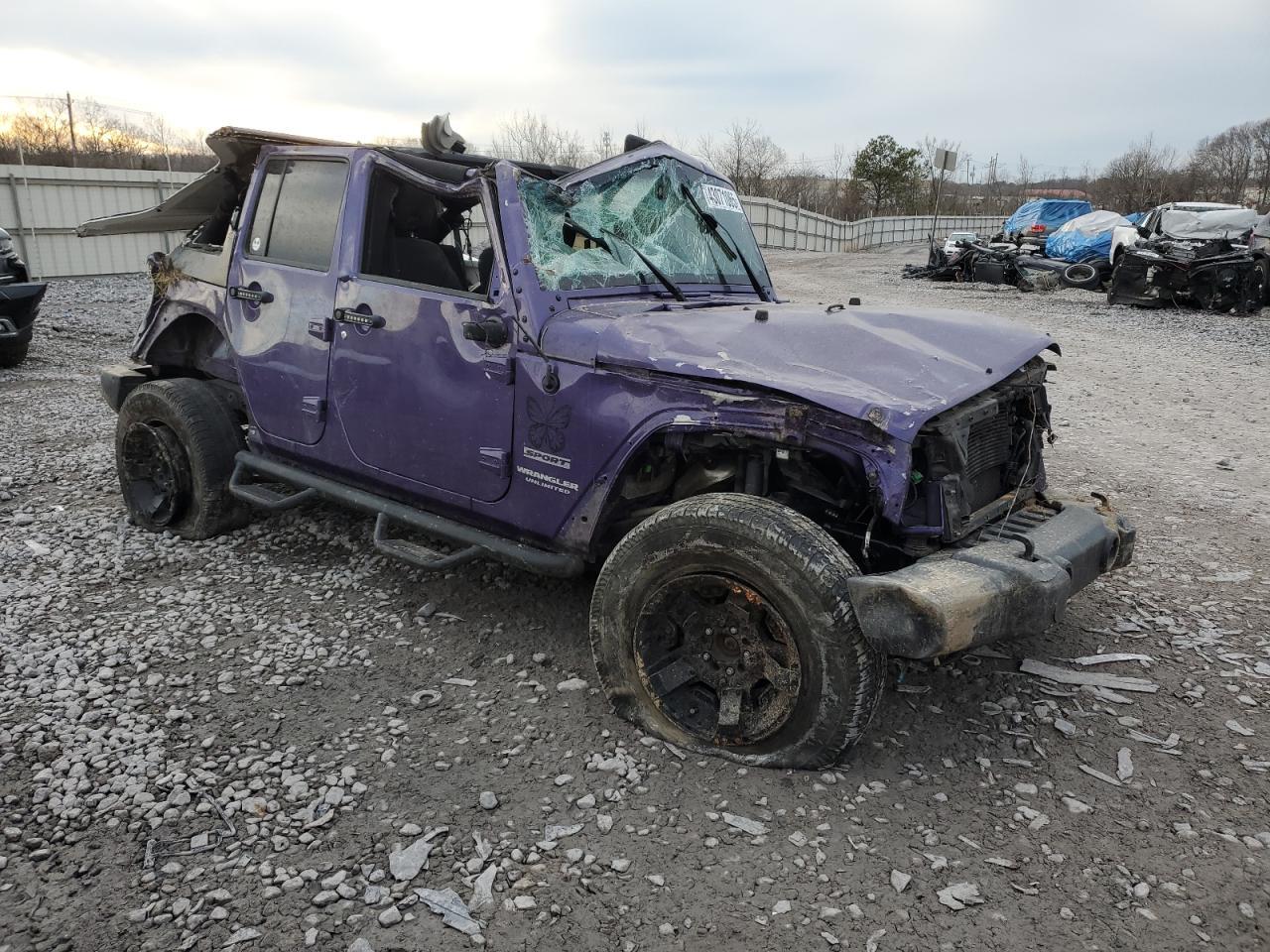 2017 JEEP WRANGLER U - Фото 4