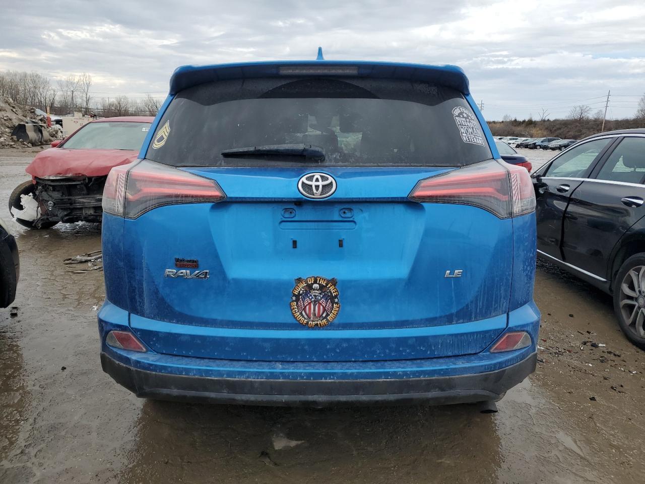 2018 TOYOTA RAV4 LE - Image 6