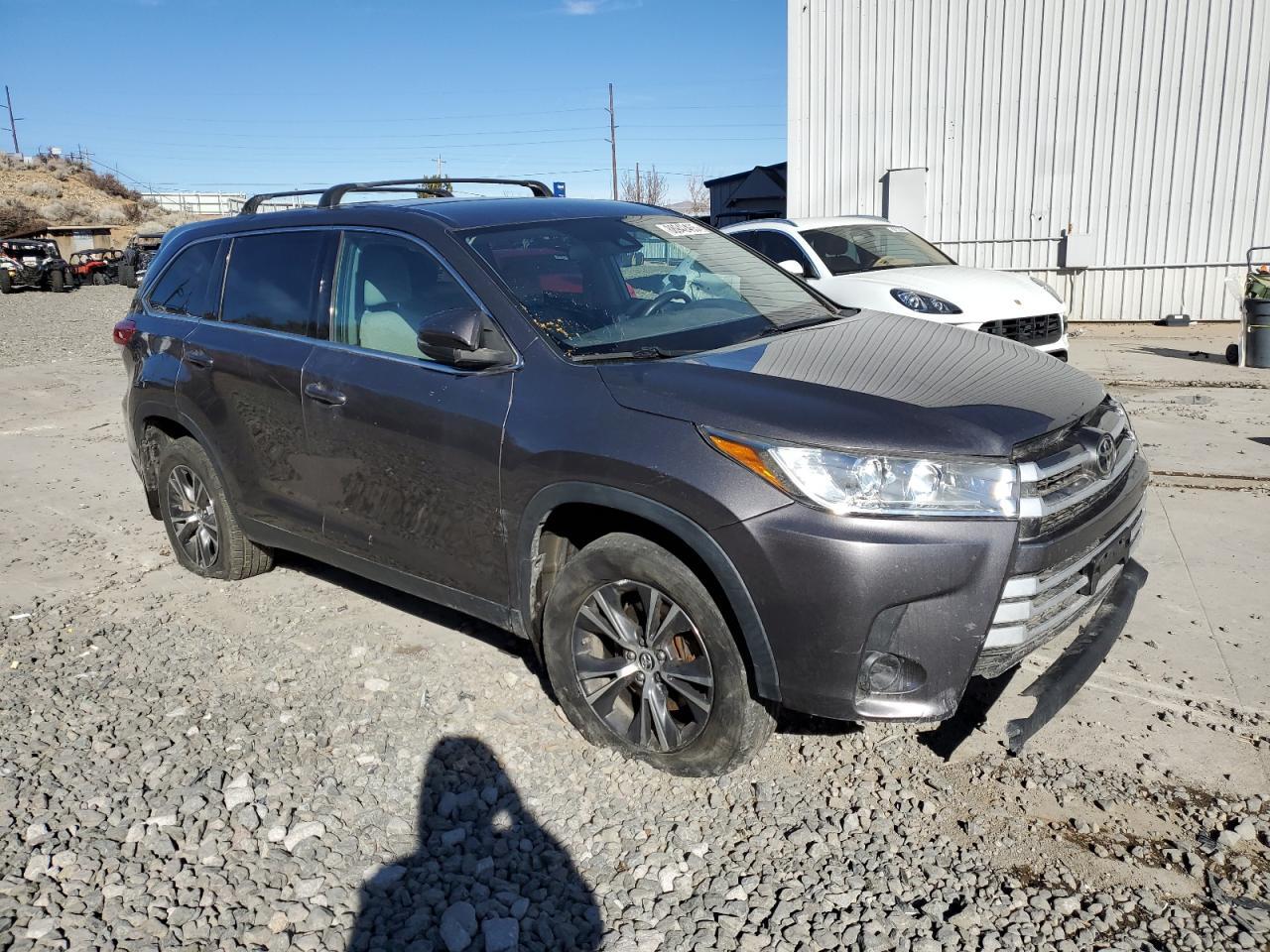 2019 TOYOTA HIGHLANDER - Image 4