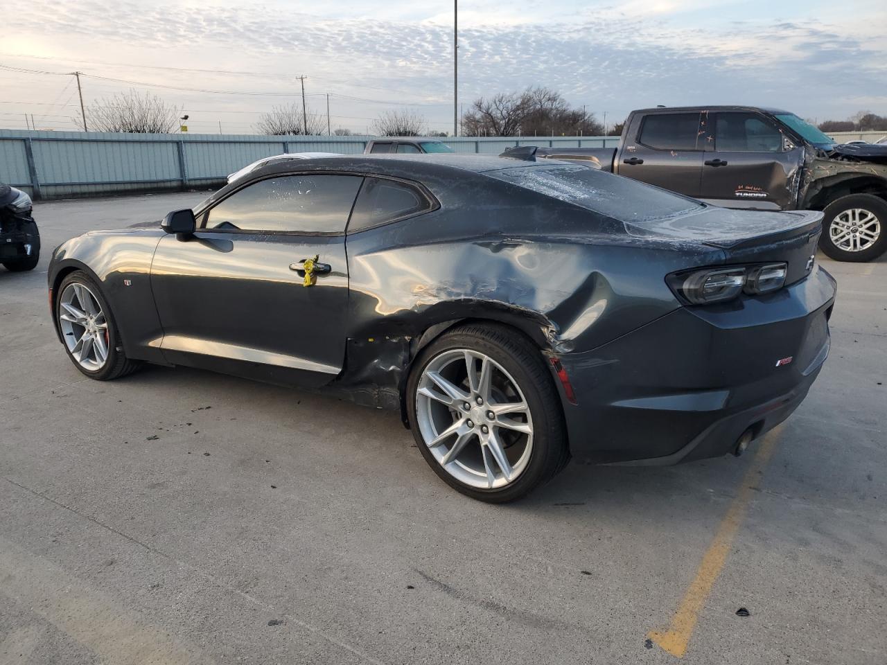 2021 CHEVROLET CAMARO LS - Фото 2