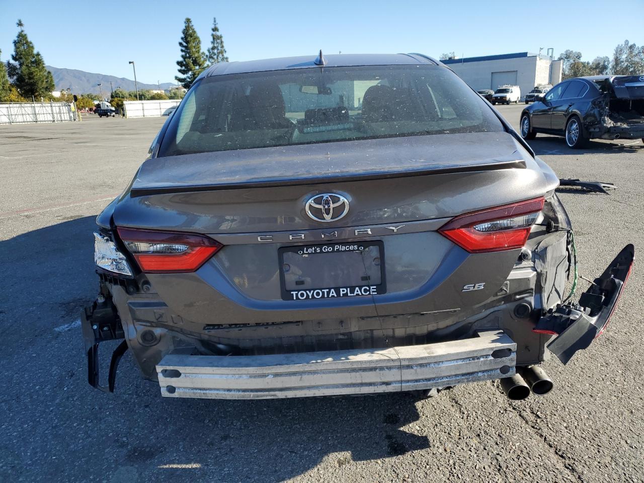 2021 TOYOTA CAMRY SE - Фото 6