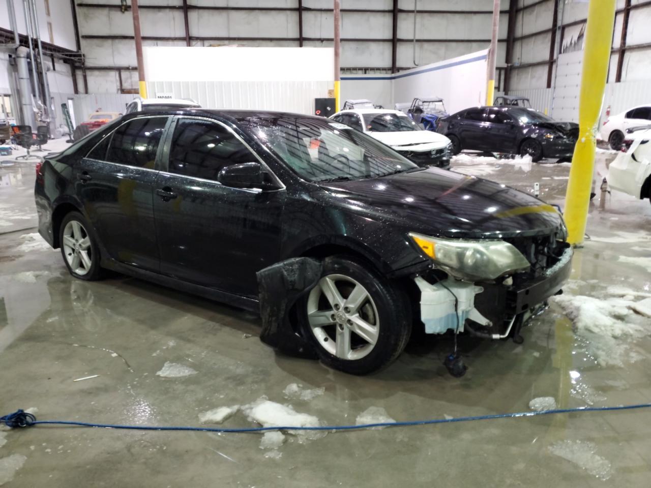 2012 TOYOTA CAMRY - Image 4