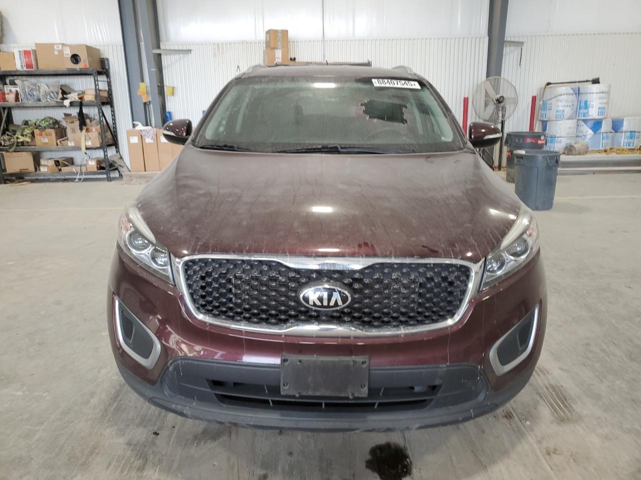 2016 KIA SORENTO LX - Image 5