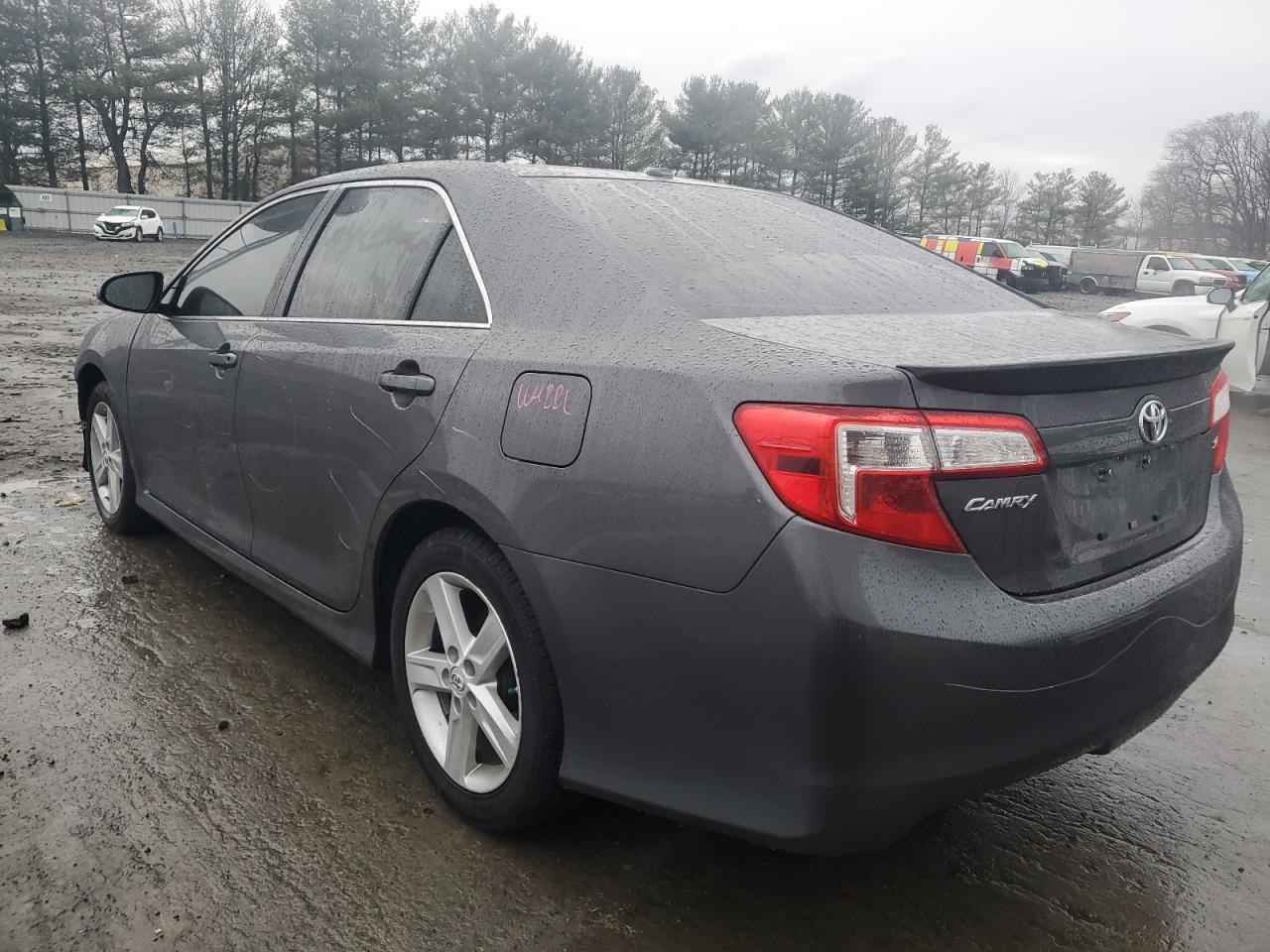 2013 TOYOTA CAMRY L - Image 2