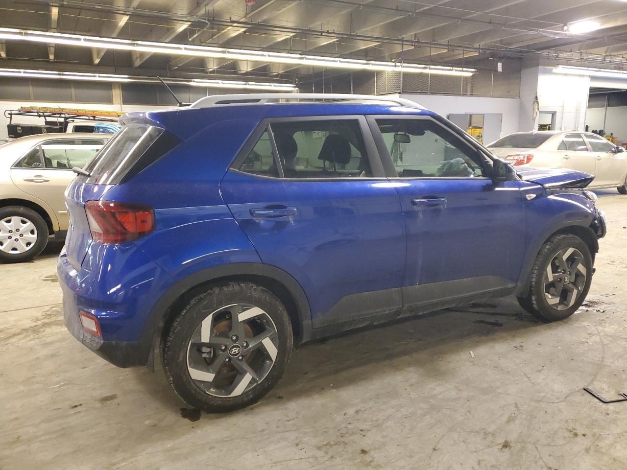 2023 HYUNDAI VENUE SEL - Image 3