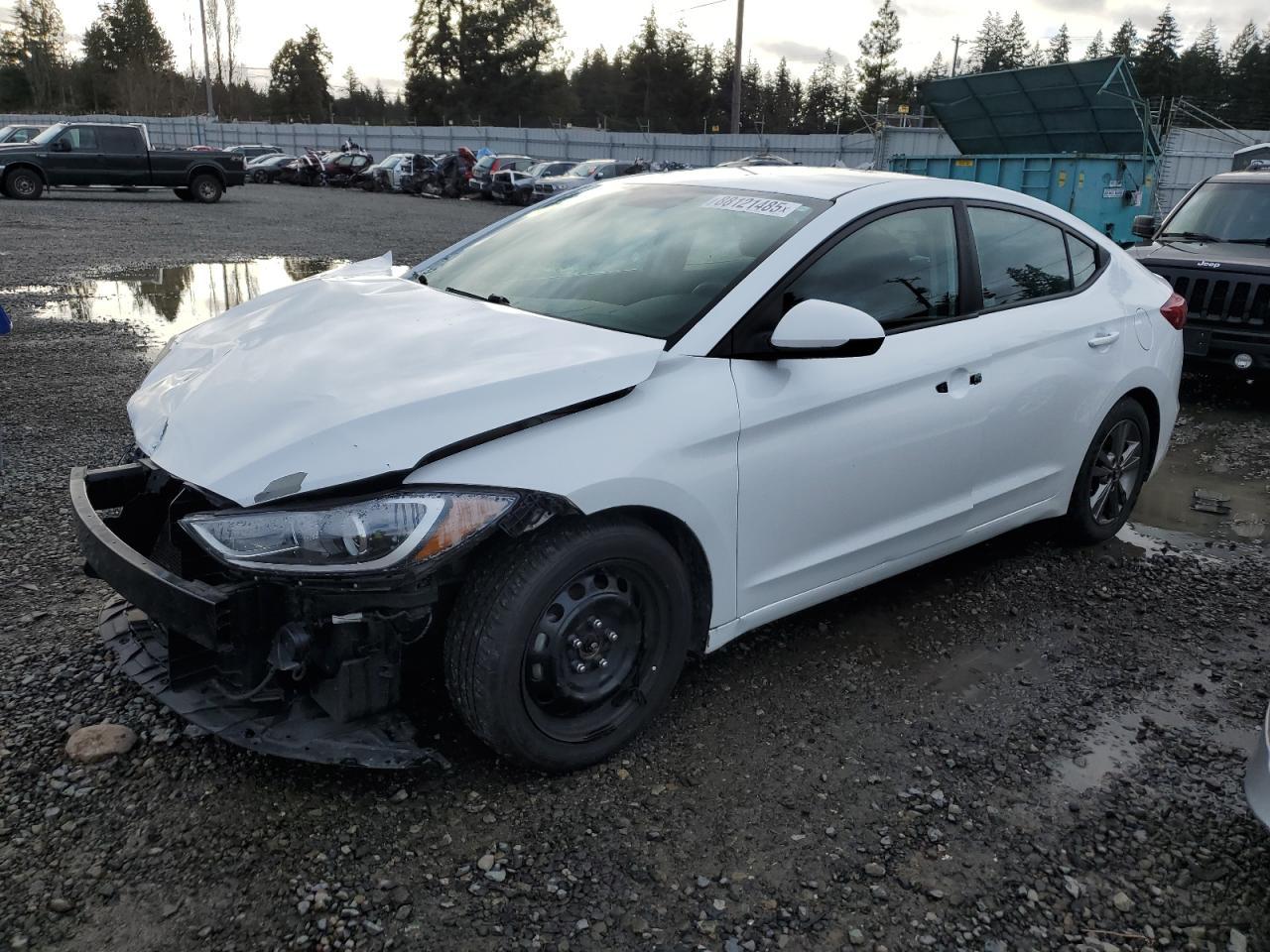 2018 HYUNDAI ELANTRA SE
