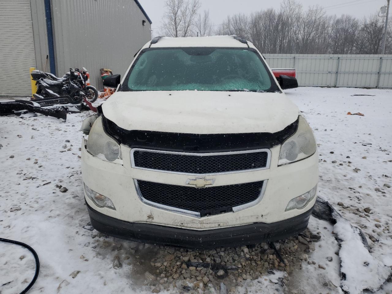 2011 CHEVROLET TRAVERSE L - Фото 5