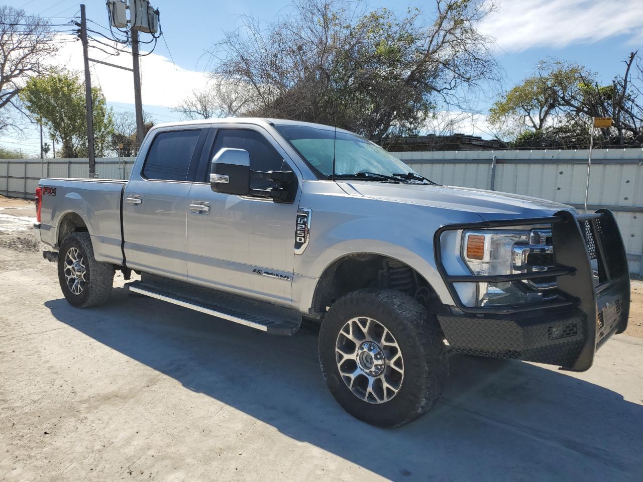 2022 FORD F250 SUPER - Image 4