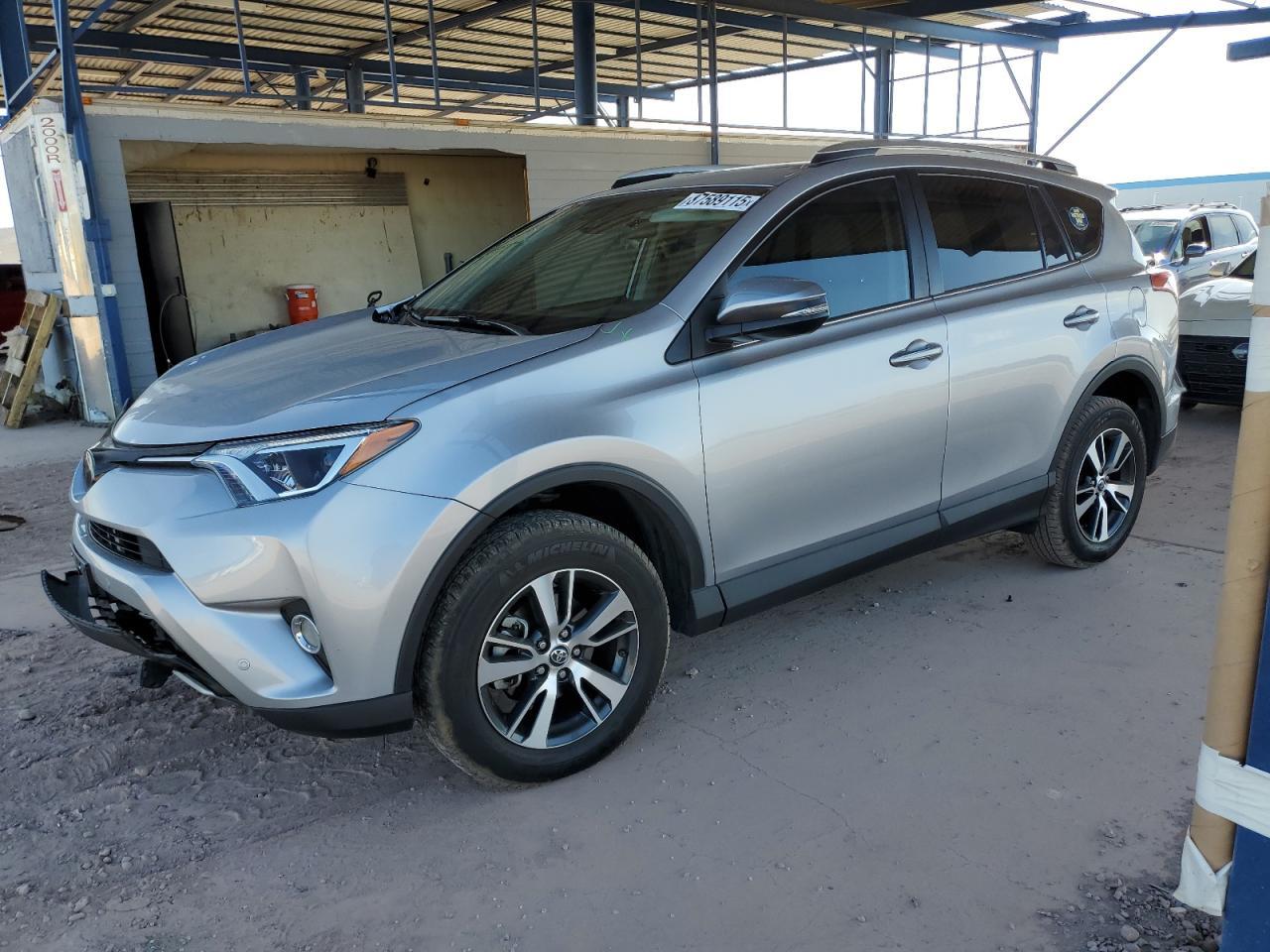 2016 TOYOTA RAV4 XLE