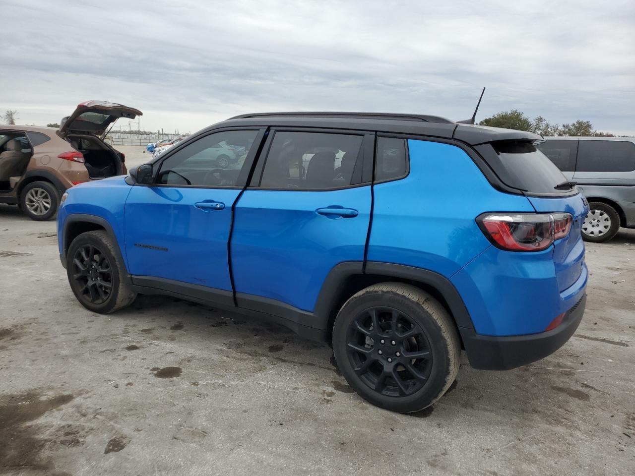 2022 JEEP COMPASS LA - Image 2