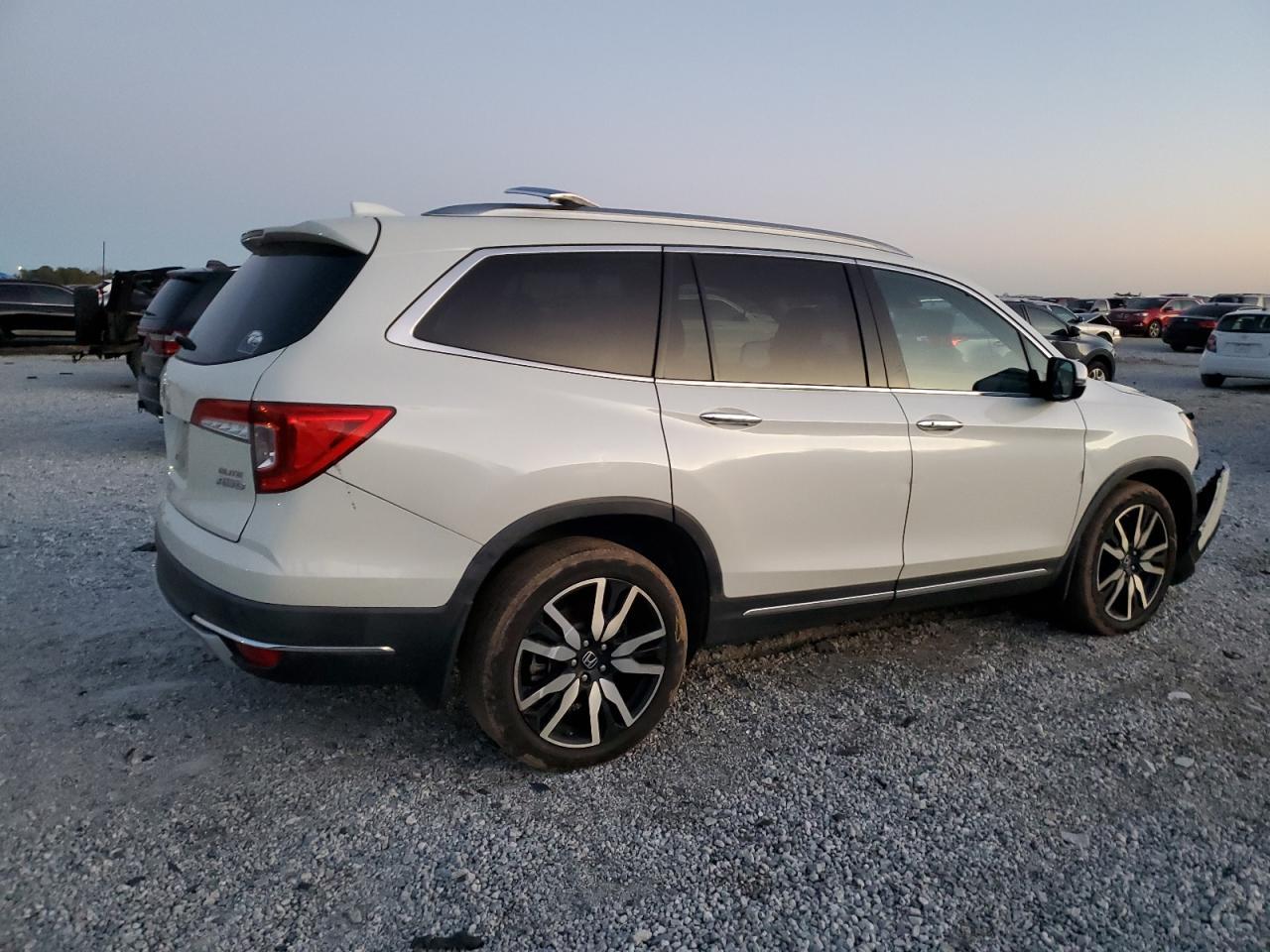 2019 HONDA PILOT ELIT - Фото 3