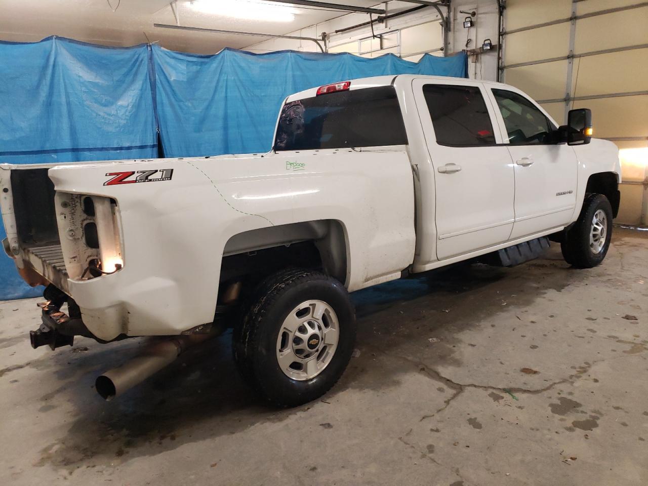 2018 CHEVROLET SILVERADO - Фото 3