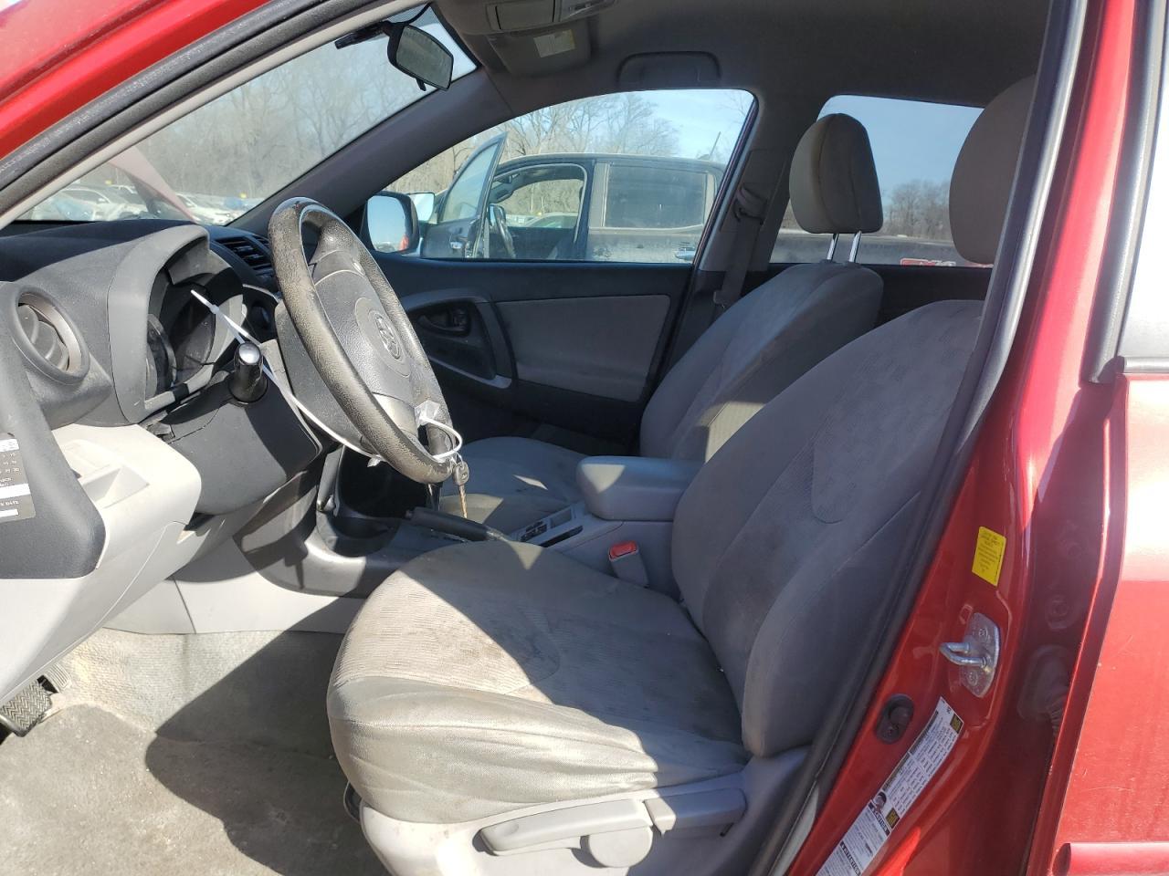 2011 TOYOTA RAV4 - Image 7