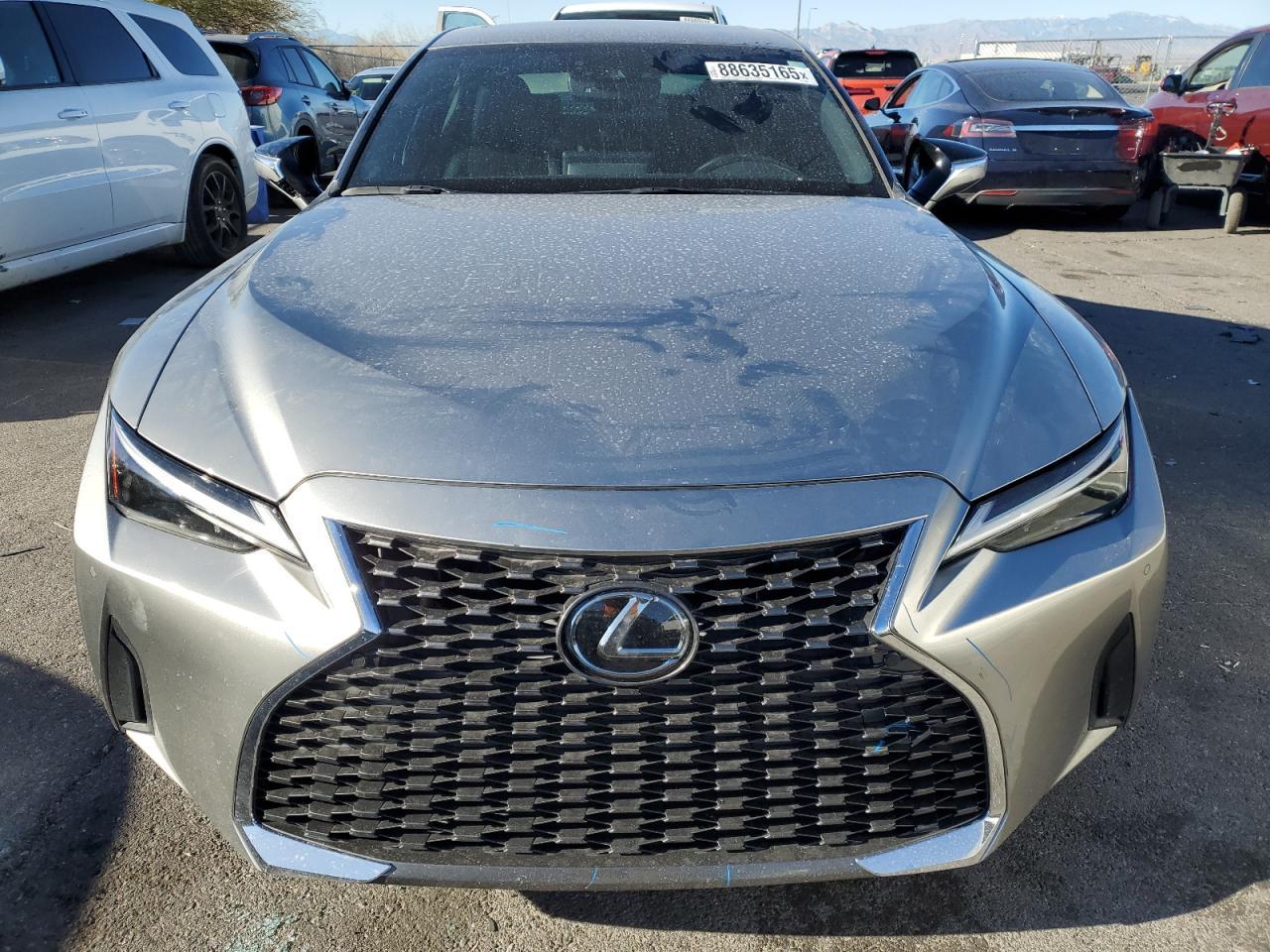 2021 LEXUS IS 300 - Фото 5