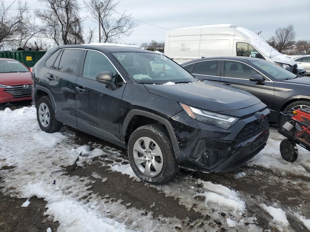 2023 TOYOTA RAV4 LE - Image 4