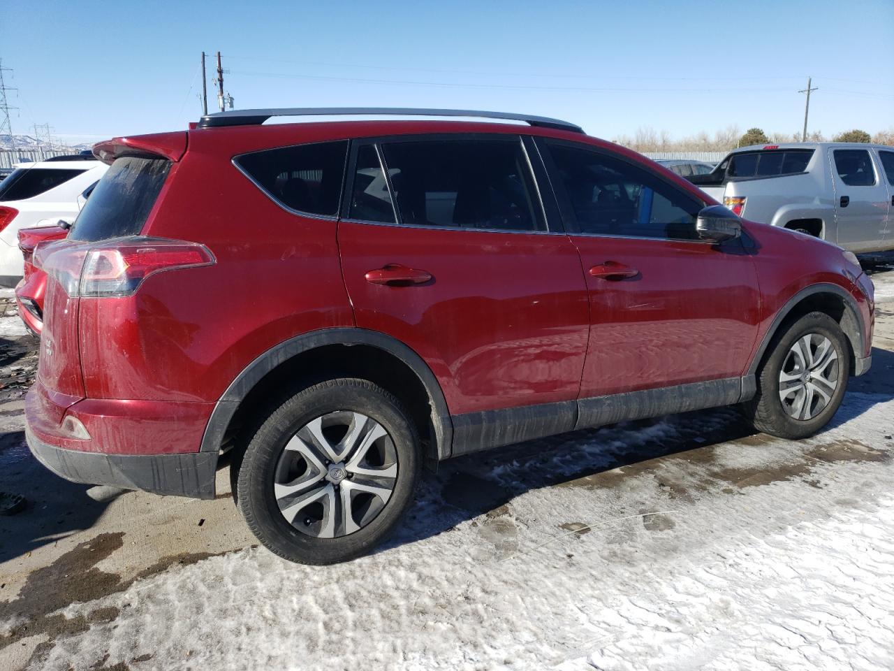 2018 TOYOTA RAV4 LE - Фото 3