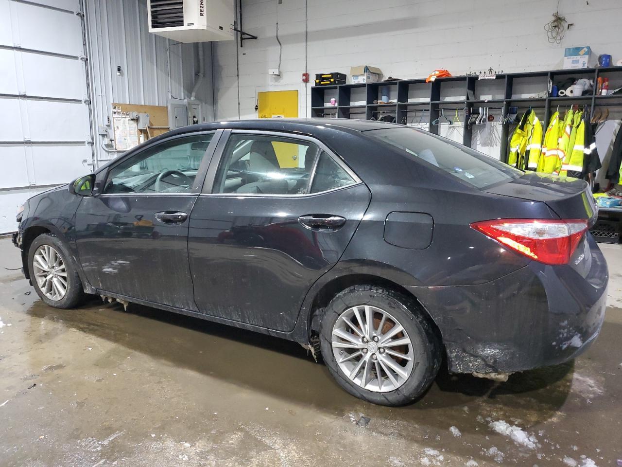 2015 TOYOTA COROLLA L - Image 2