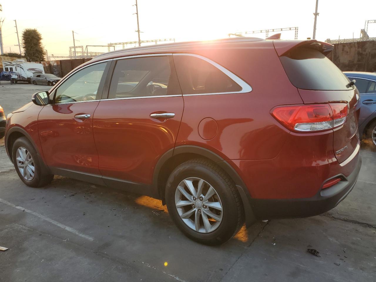 2017 KIA SORENTO LX - Фото 2