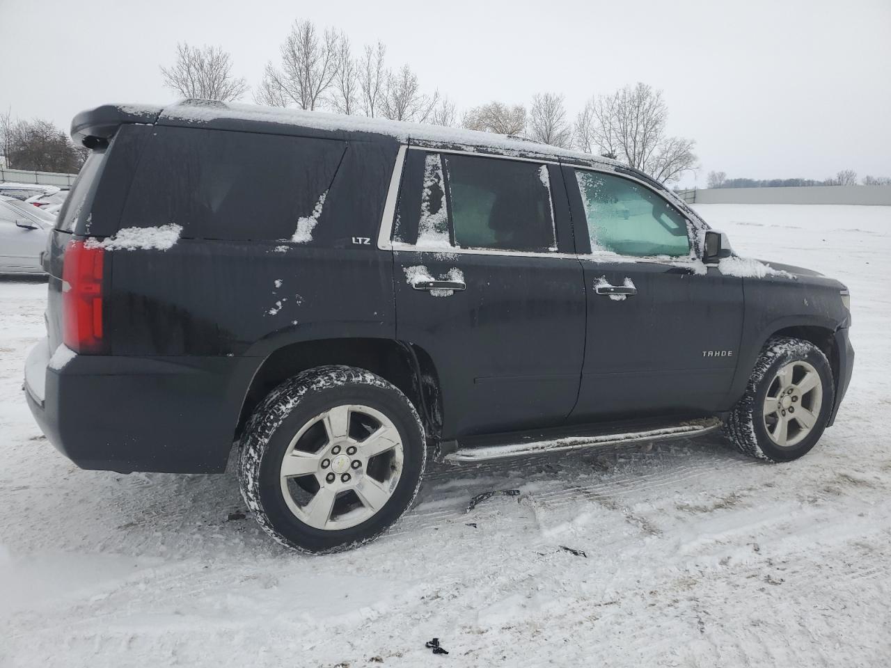 2015 CHEVROLET TAHOE K150 - Фото 3