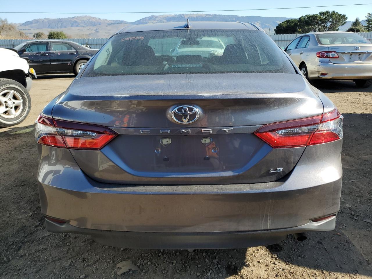 2023 TOYOTA CAMRY LE - Фото 6