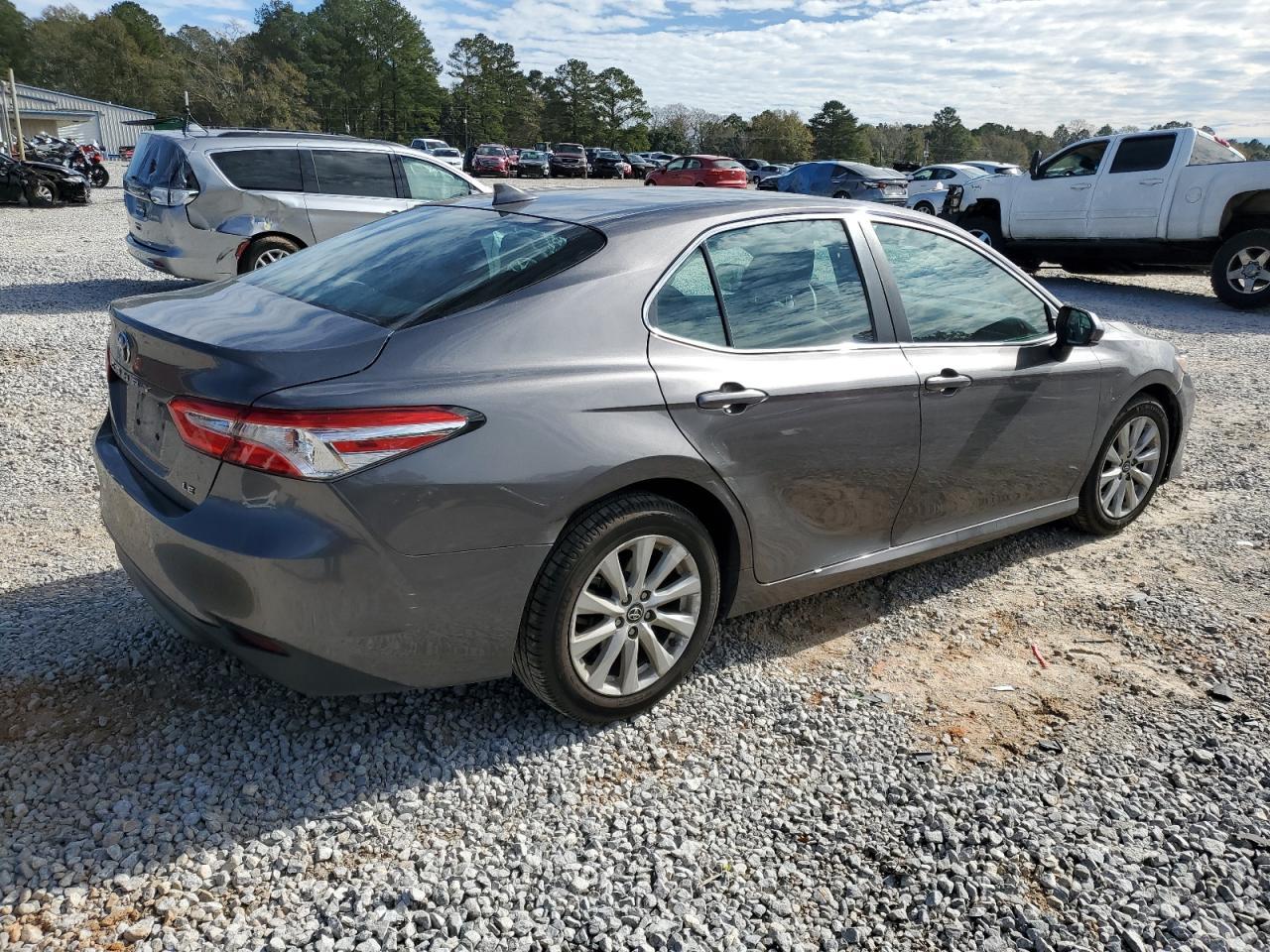 2019 TOYOTA CAMRY L - Image 3