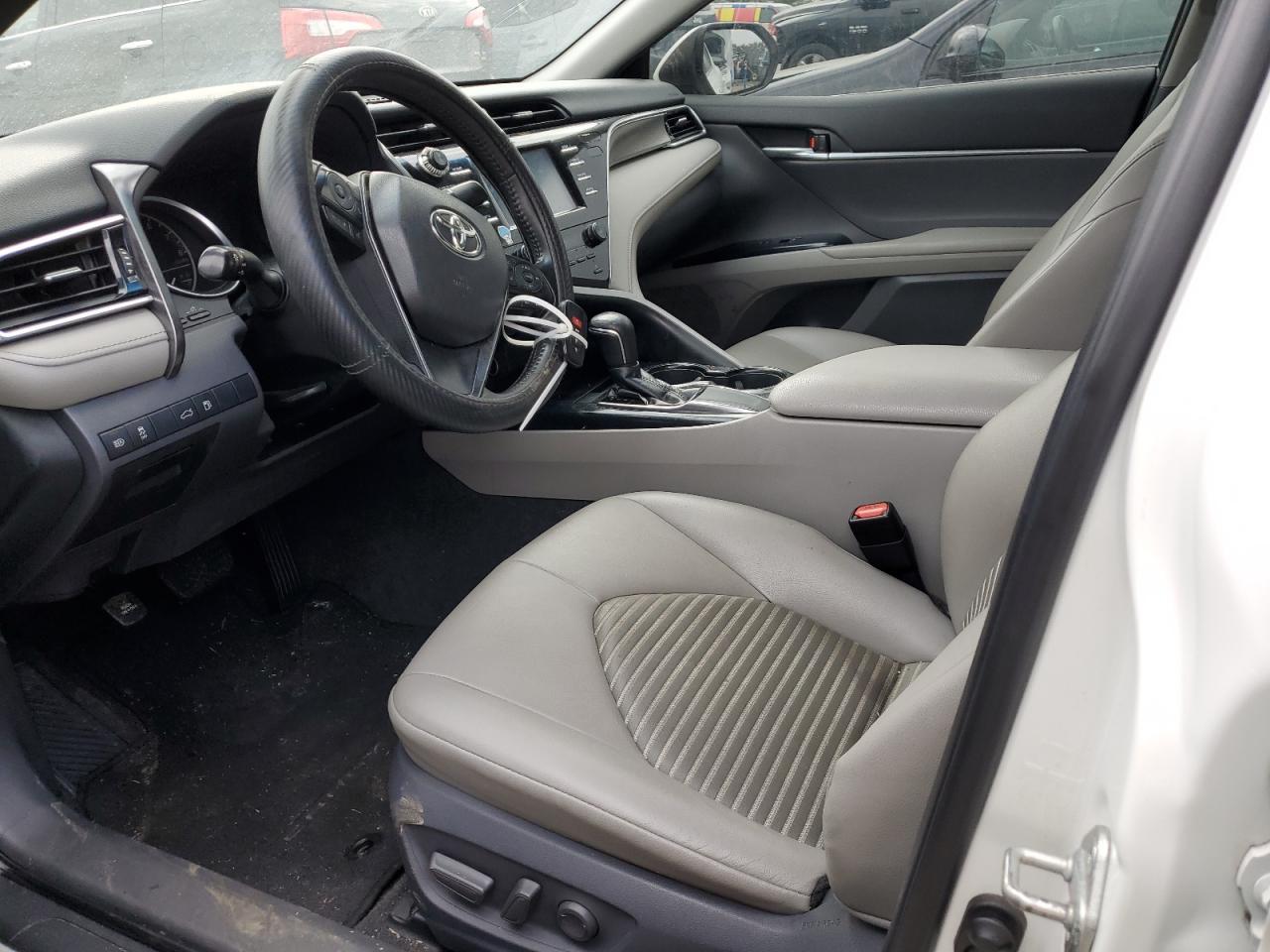 2018 TOYOTA CAMRY L - Image 7