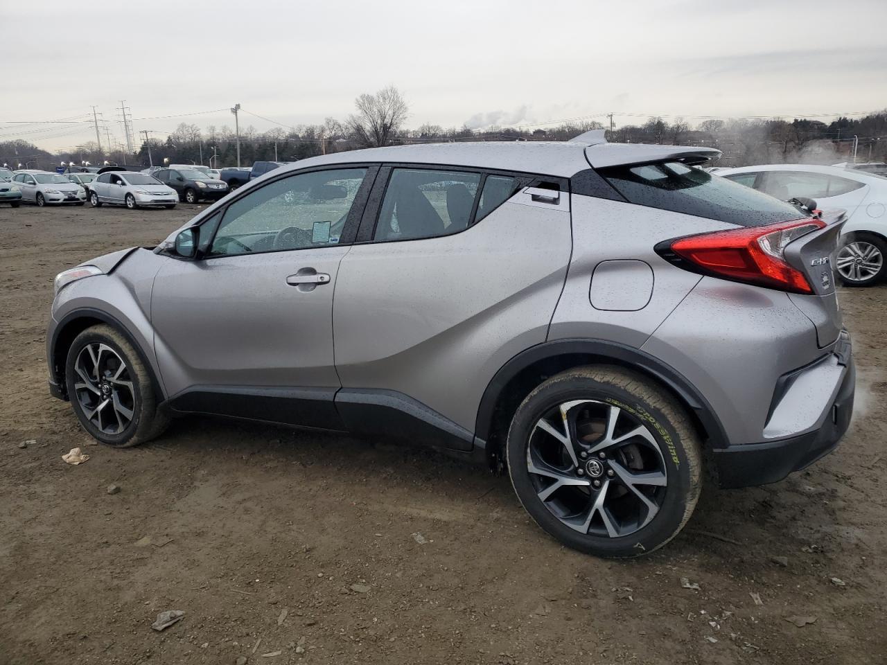2018 TOYOTA C-HR XLE - Image 2