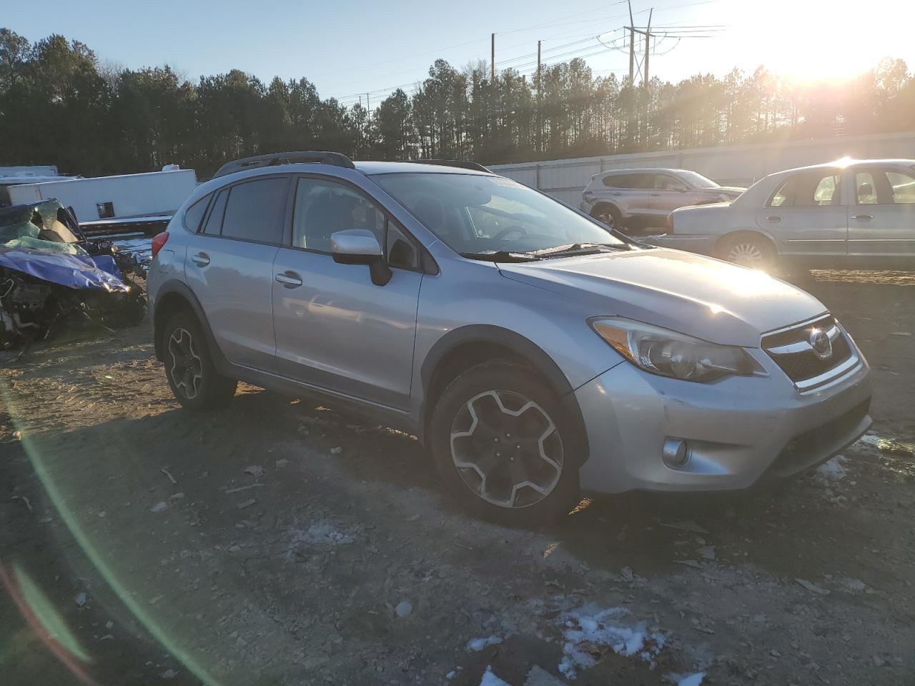 2014 SUBARU XV CROSSTR - Image 4