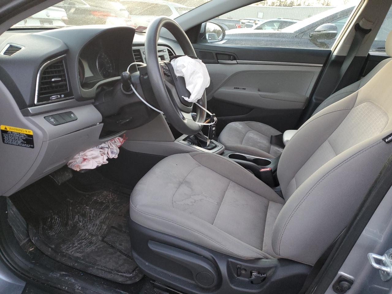 2017 HYUNDAI ELANTRA SE - Фото 7