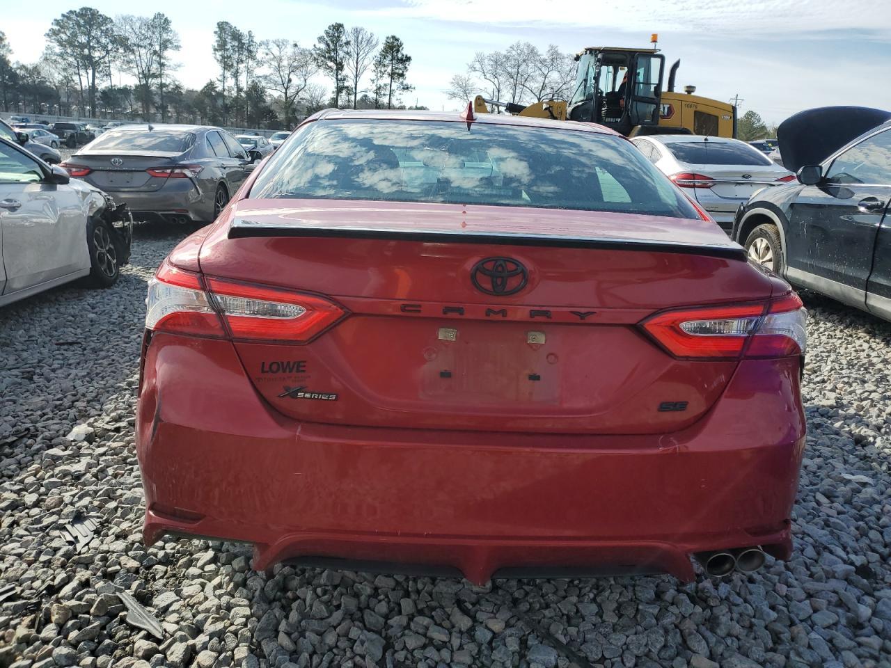 2020 TOYOTA CAMRY SE - Image 6