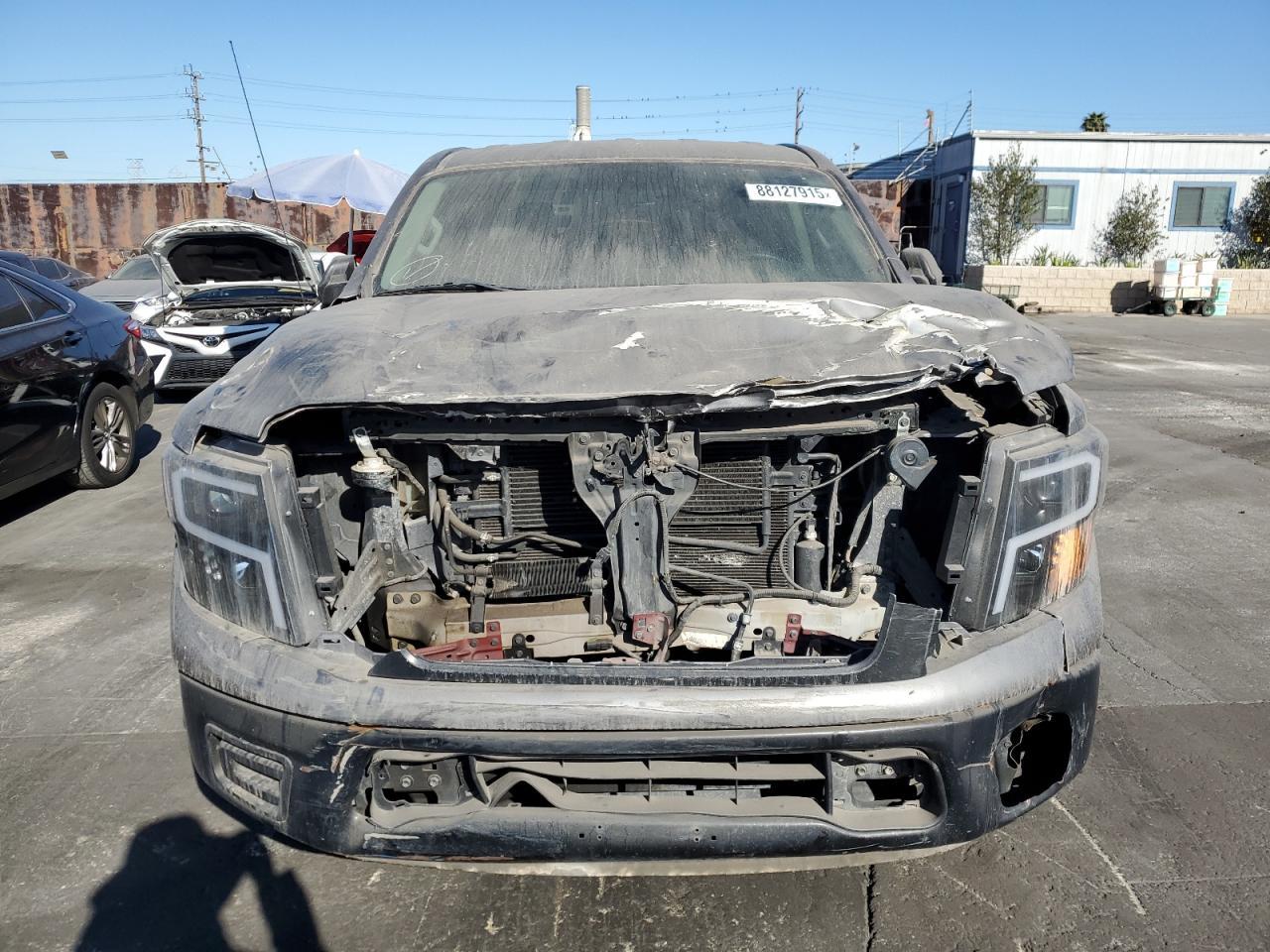2018 NISSAN TITAN S - Фото 5