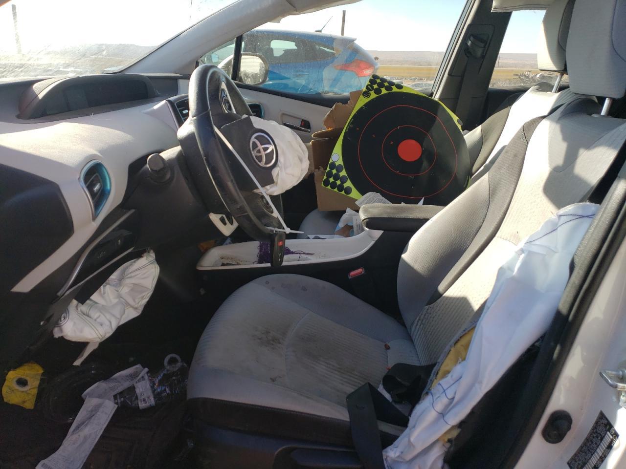 2016 TOYOTA PRIUS - Image 7