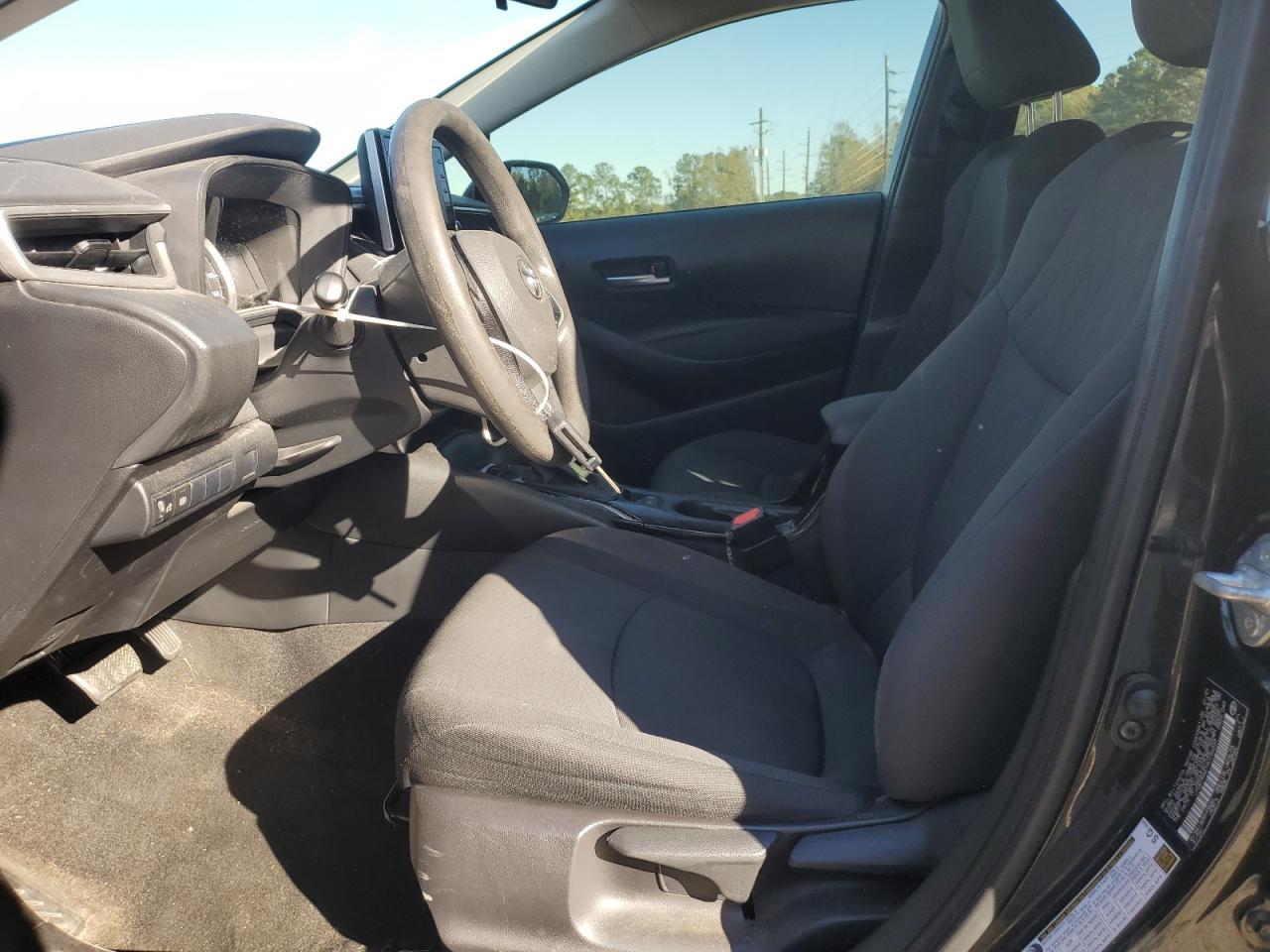 2021 TOYOTA COROLLA LE - Фото 7