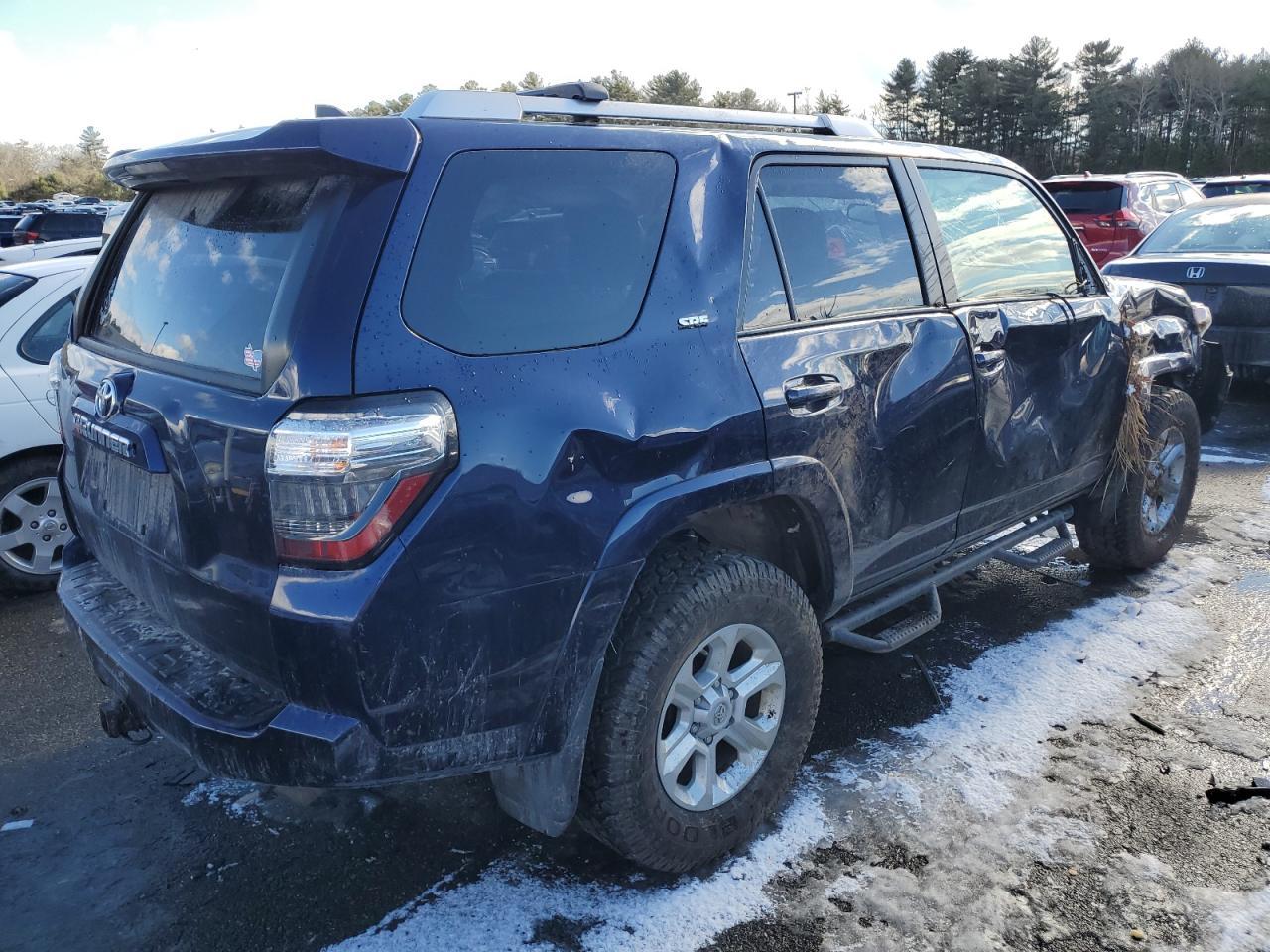 2018 TOYOTA 4RUNNER SR - Фото 3