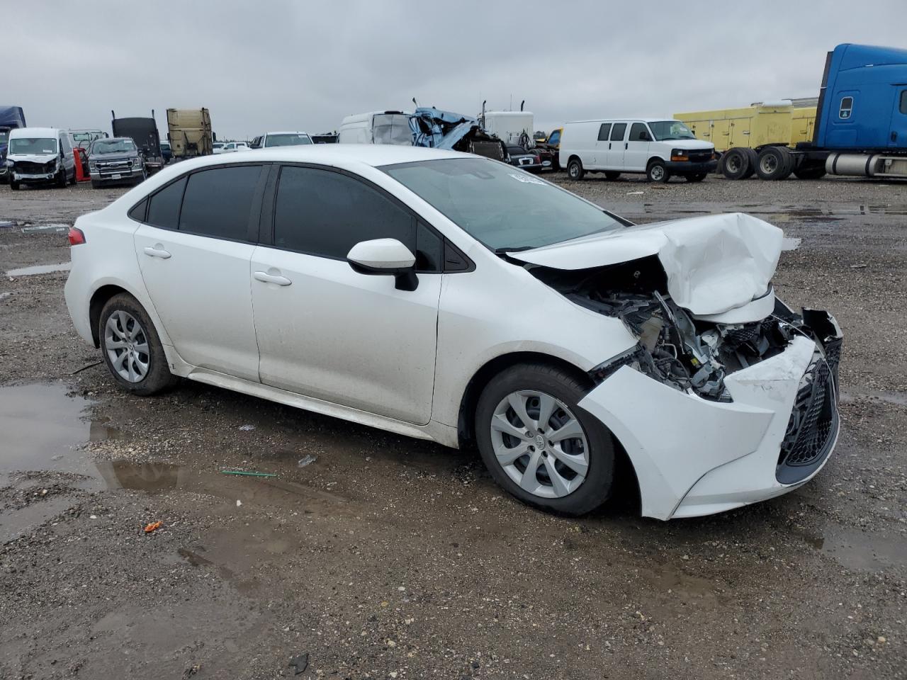 2021 TOYOTA COROLLA LE - Image 4