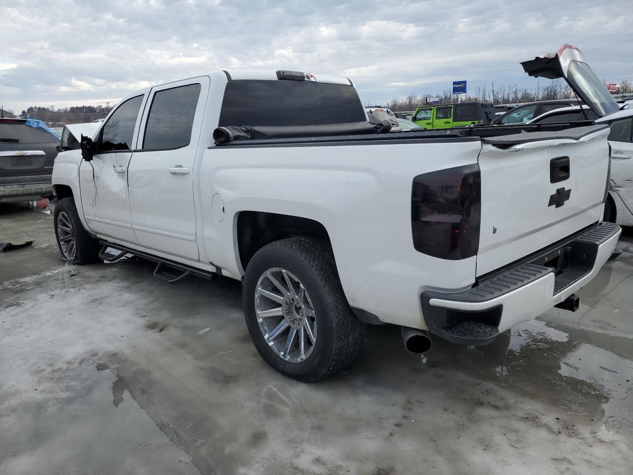 2017 CHEVROLET SILVERADO - Image 2