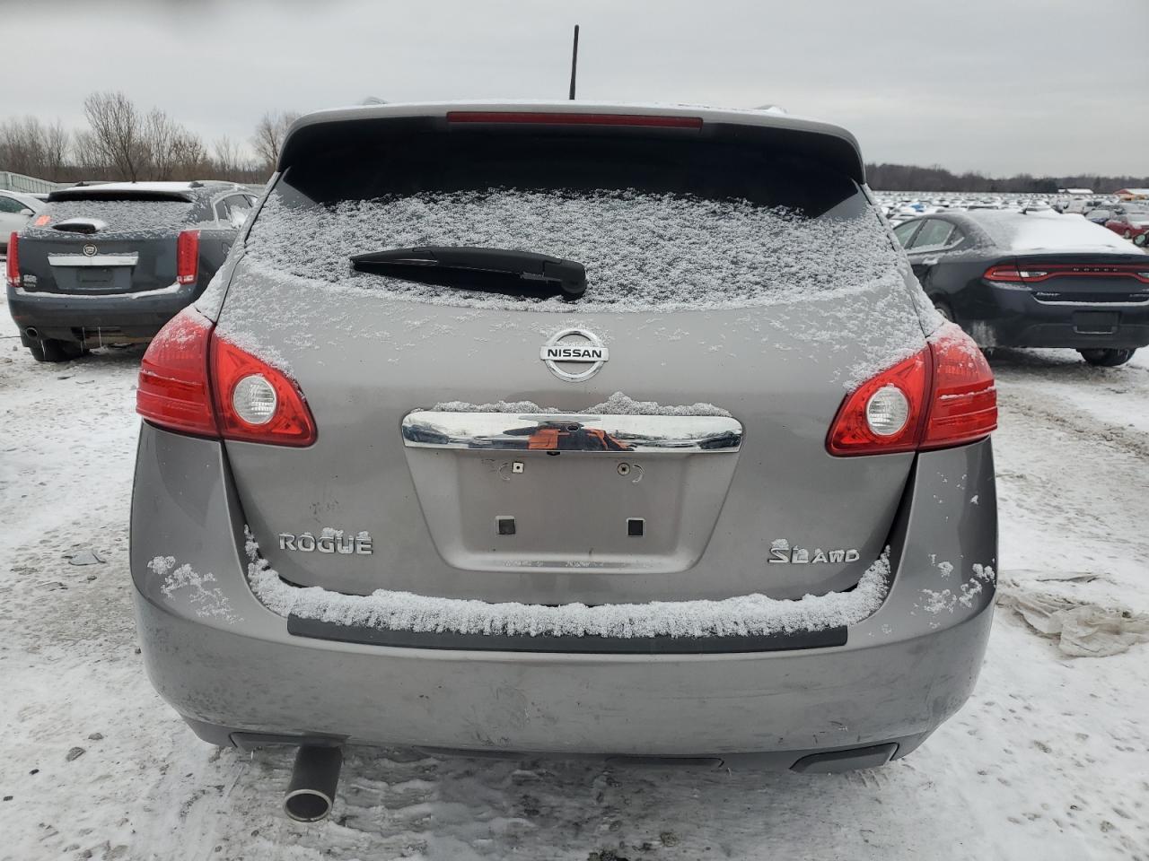 2013 NISSAN ROGUE S - Image 6