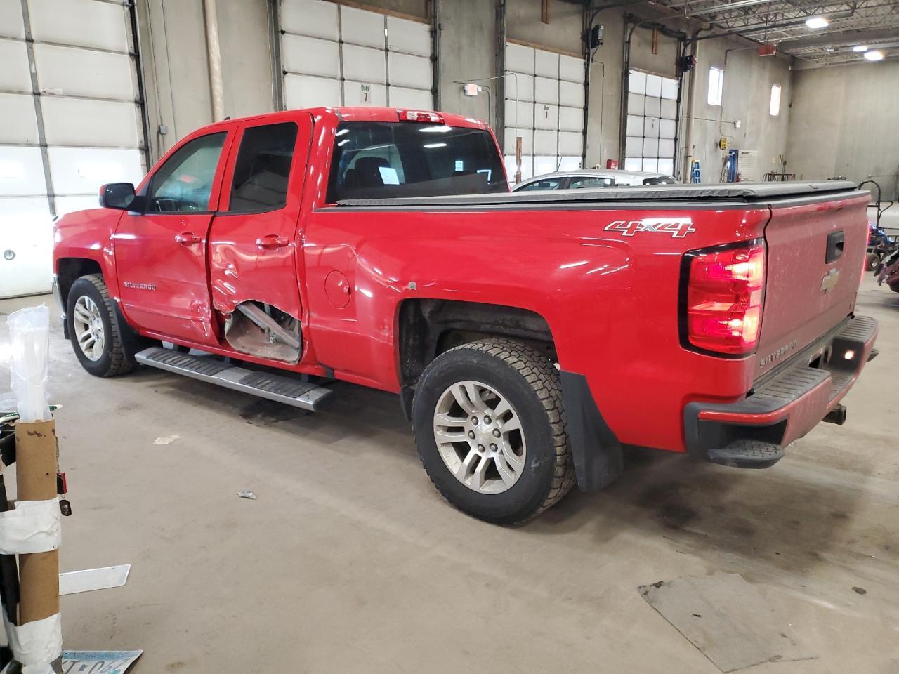 2016 CHEVROLET SILVERADO - Image 2