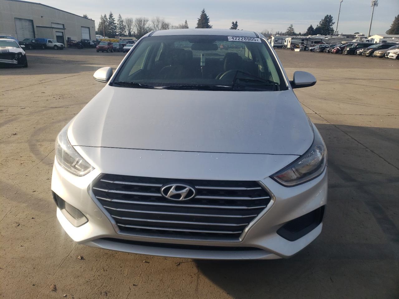 2019 HYUNDAI ACCENT SE - Image 5