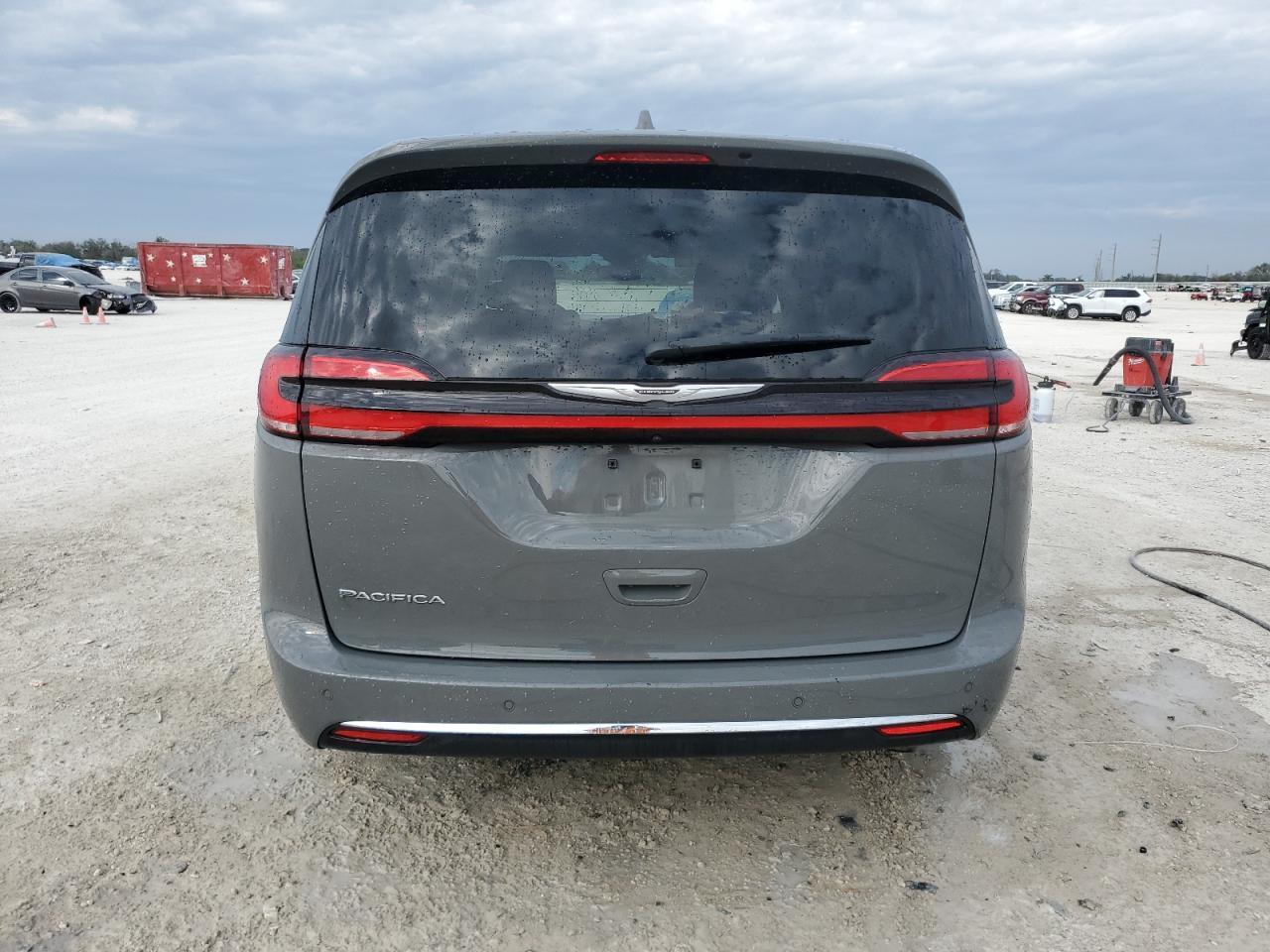 2022 CHRYSLER PACIFICA T - Image 6