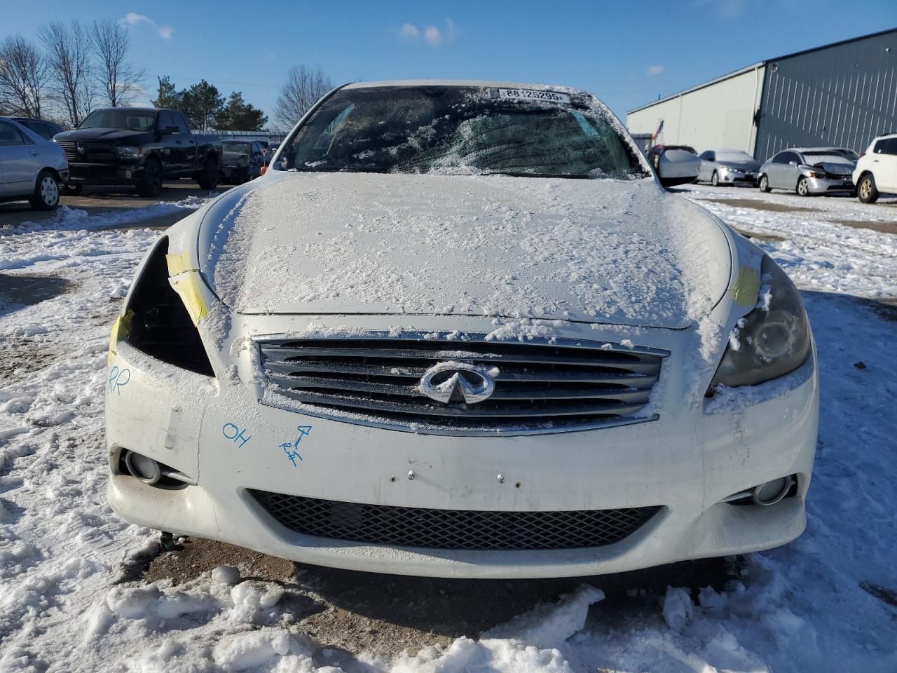 2011 INFINITI G37 - Image 5