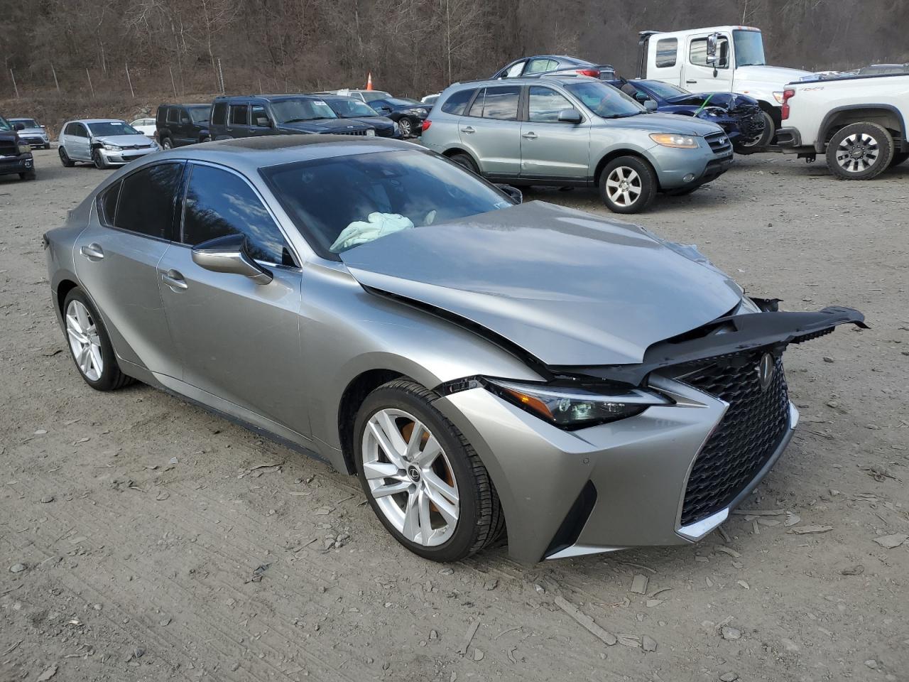 2021 LEXUS IS 300 - Image 4
