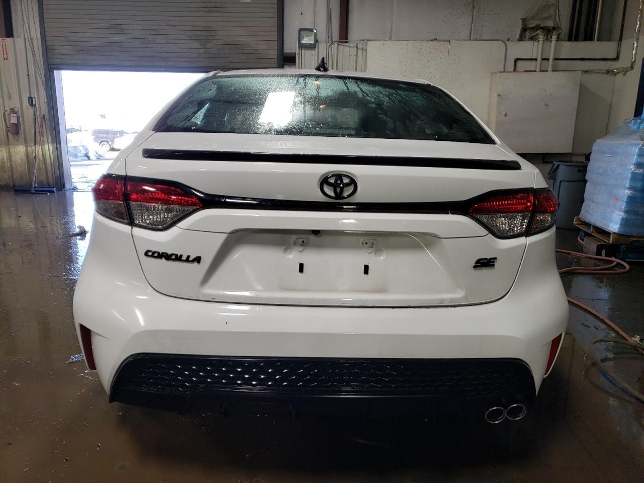 2022 TOYOTA COROLLA SE - Фото 6