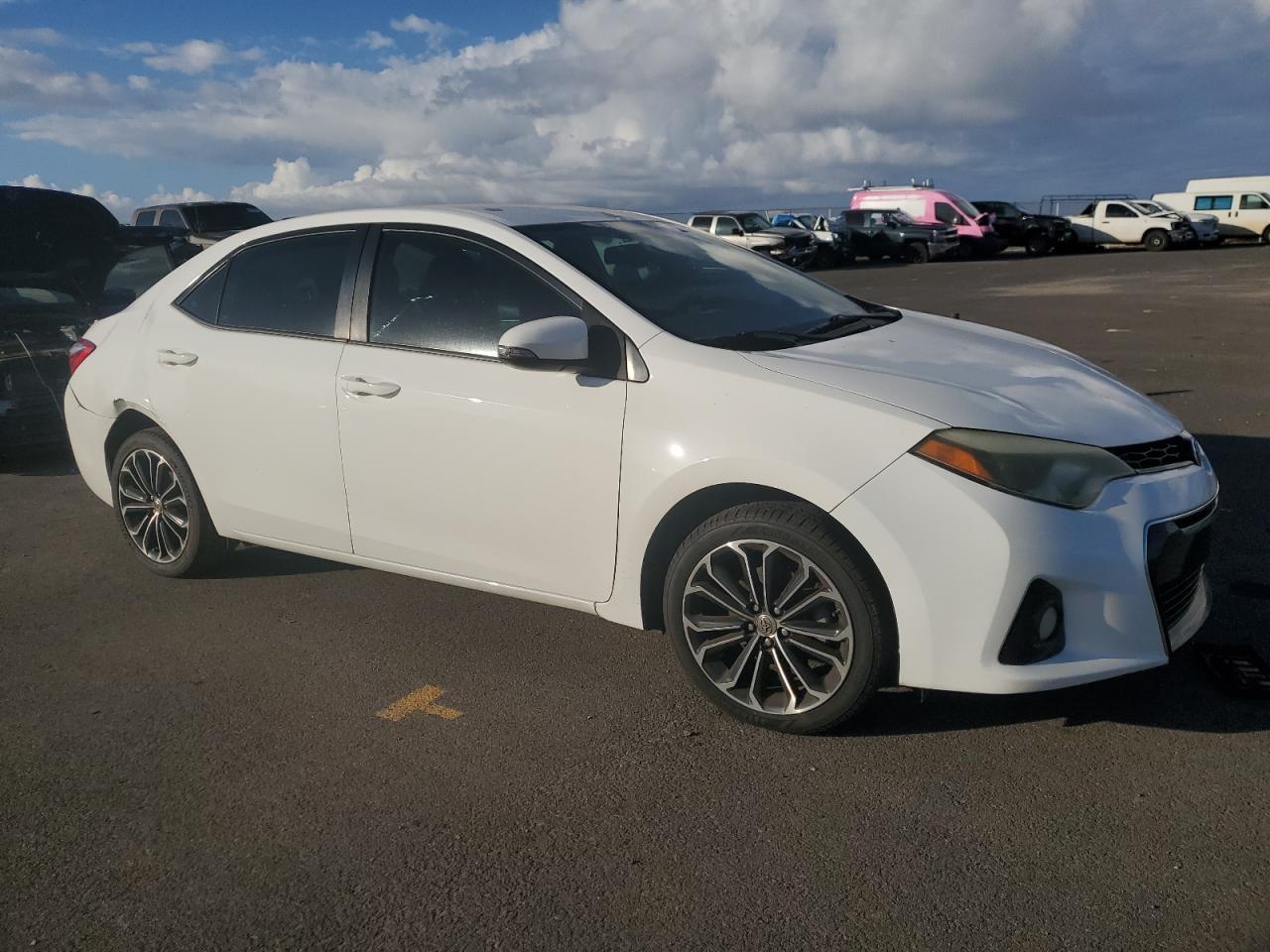2015 TOYOTA COROLLA L - Image 4