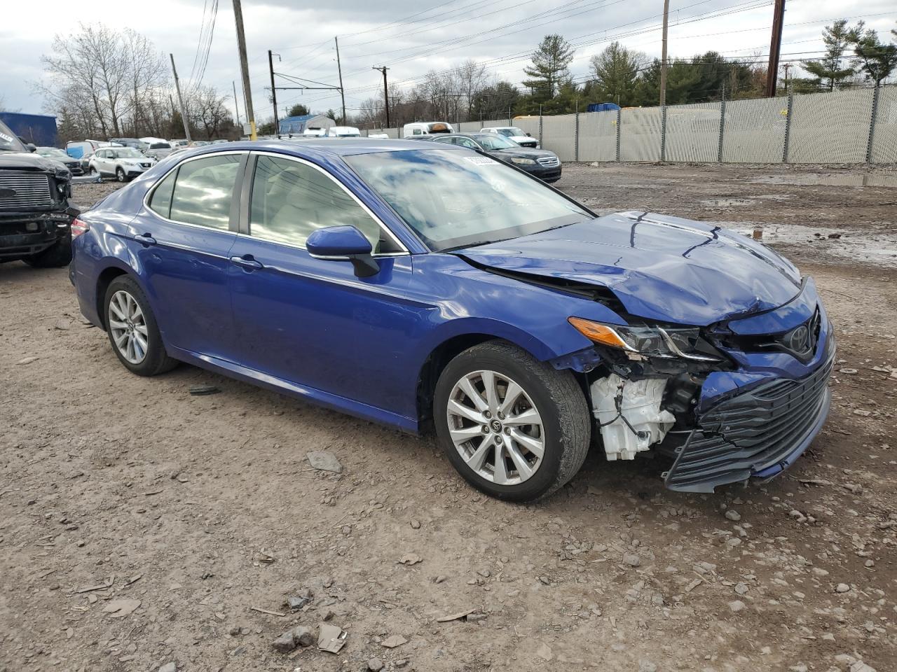 2018 TOYOTA CAMRY L - Image 4