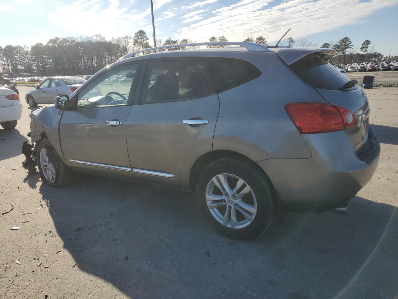 2013 NISSAN ROGUE S - Image 2