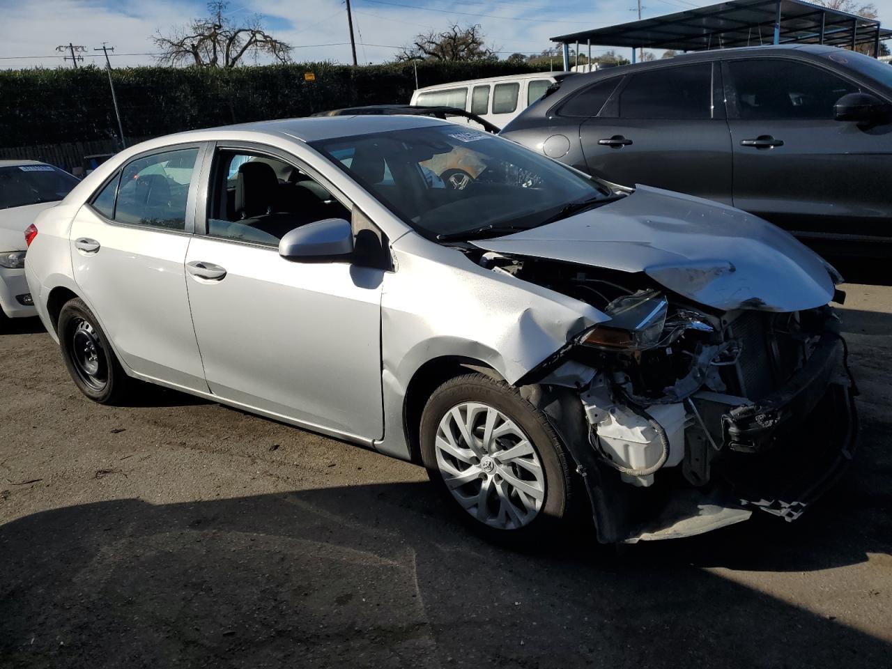 2018 TOYOTA COROLLA L - Image 4